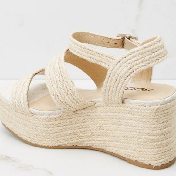 Natural Raffia Platform Wedge - Picture 6 of 6